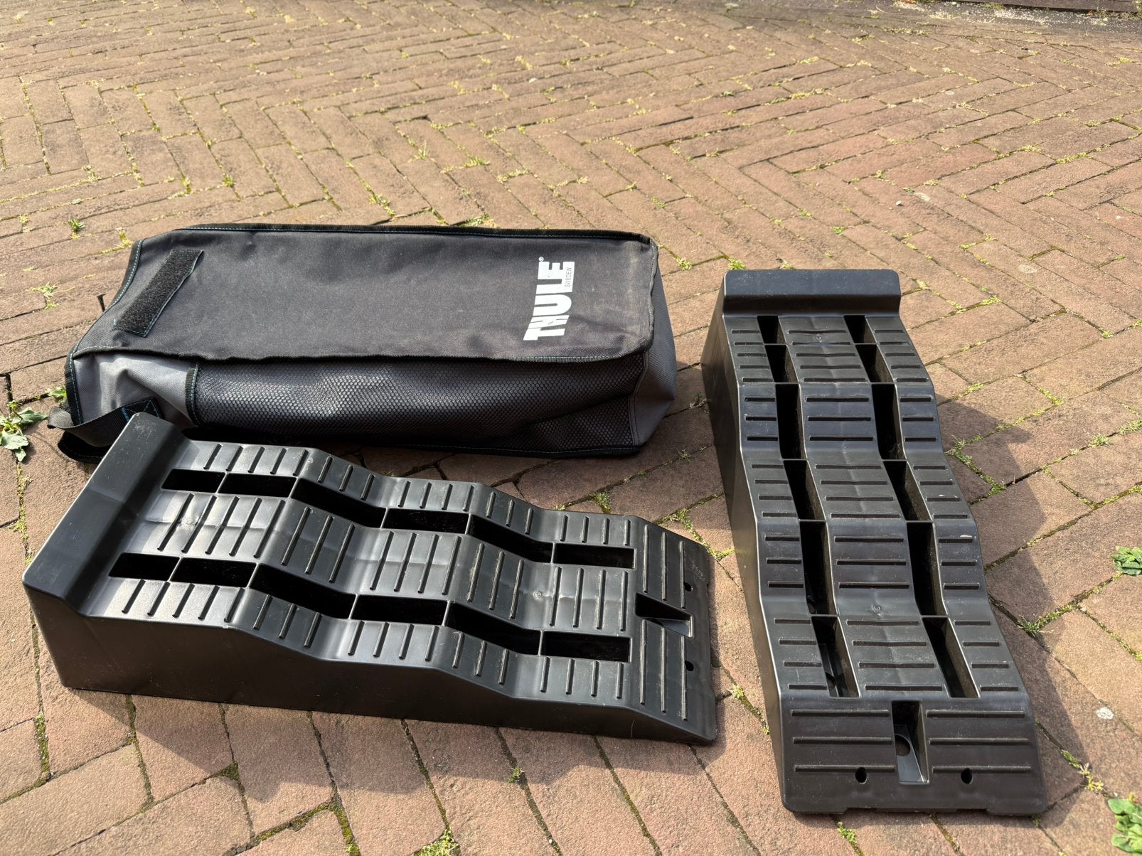 Thule levellers met tas camper caravan, Ophalen, Zo goed als nieuw
