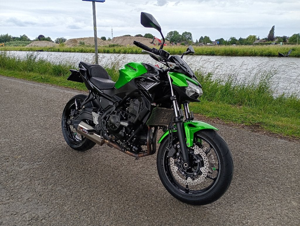 Nette Kawasaki Z650 Naked 2020 A2, Motoren, 2 cilinders, 649 cc, Particulier, Minimaal motorrijbewijs A2