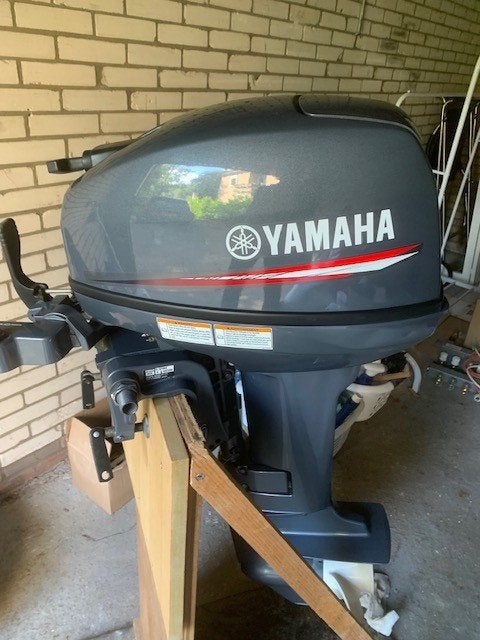 Yamaha 9.9 PK Buitenboordmotor, Watersport en Boten, Buiten- en Binnenboordmotoren, Ophalen, 10 tot 30 pk, Zo goed als nieuw, Buitenboordmotor