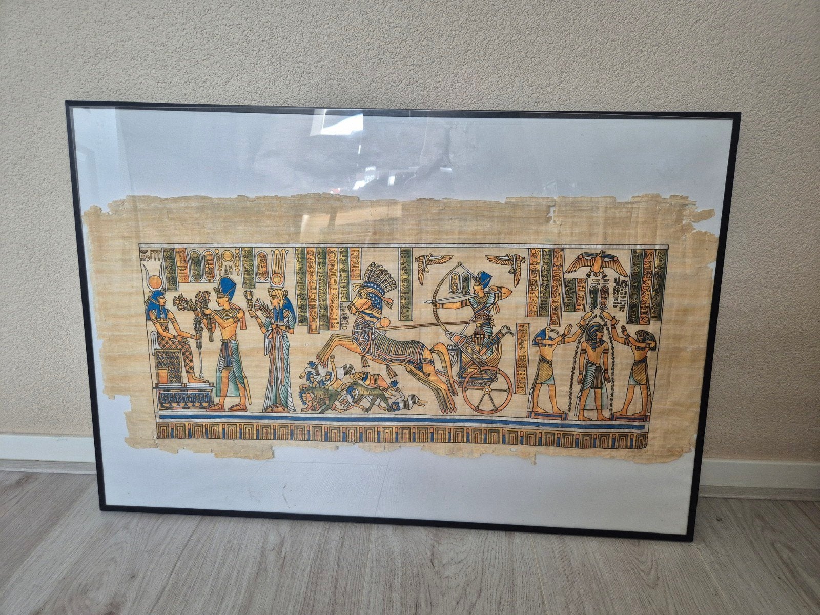 Uit Egypte, Authentiek Egyptisch Papyrus Schilderij in Lijst, Antiek en Kunst, Schilderij, Ophalen of Verzenden, Meerkleurig, Overige herkomsten