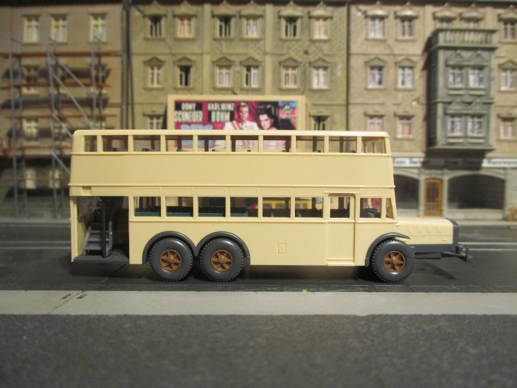 1938-1946 Büssing D38 dubbeldekker bus Wiking 873, Ophalen of Verzenden, Zo goed als nieuw, Bus of Vrachtwagen, Wiking