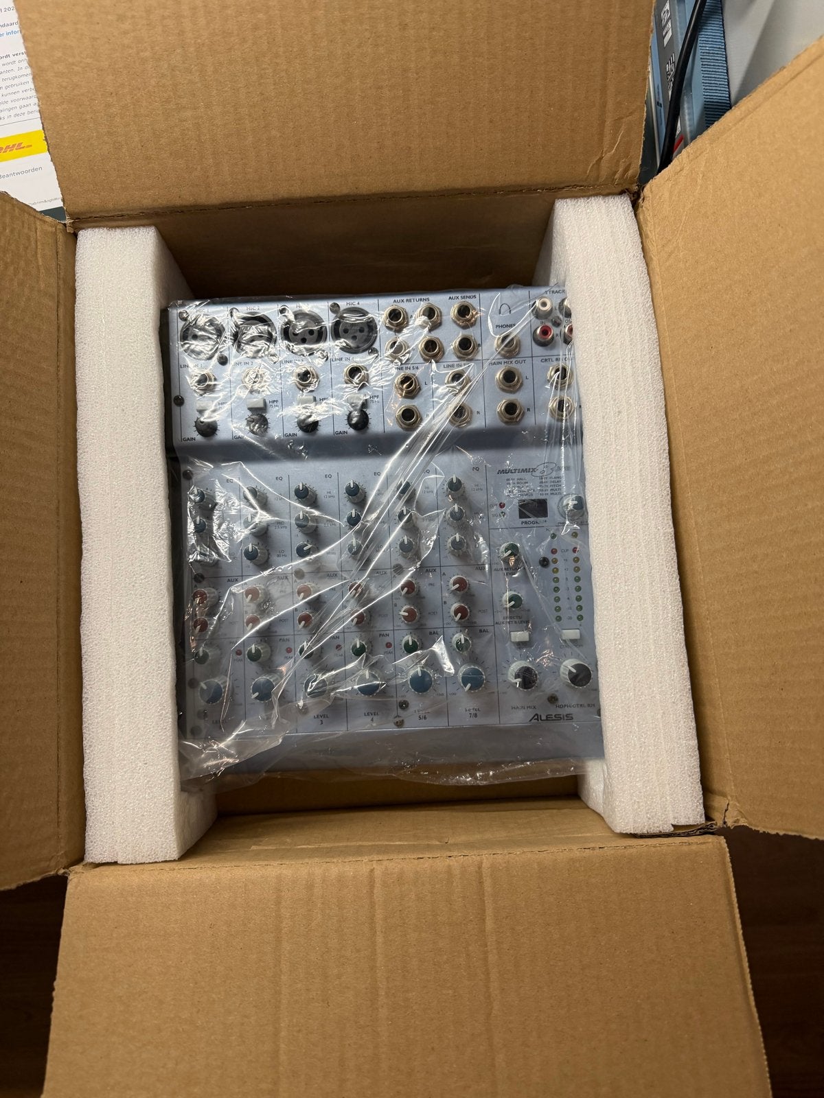 Alesis MultiMix 8 USB FX Mixer - Zo goed als nieuw, Ophalen of Verzenden, Zo goed als nieuw, 5 tot 10 kanalen, Microfooningang