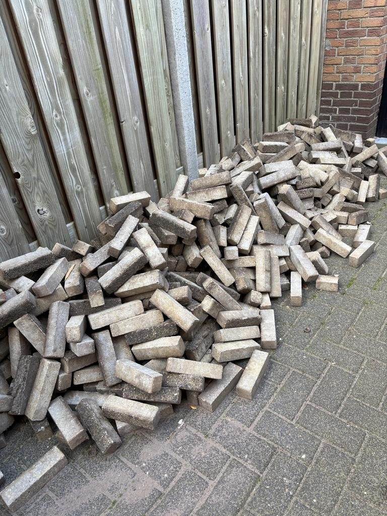 Bestrating 10m2 GRATIS OPHALEN, Tuin en Terras, Ophalen, Gebruikt, Beton, Klinkers