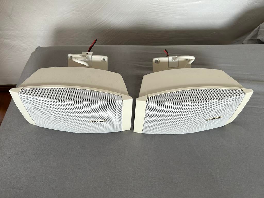 Bose FreeSpace Luidsprekers Ook voor buiten. Stuur ook op., Ophalen of Verzenden, Zo goed als nieuw, Overige materialen