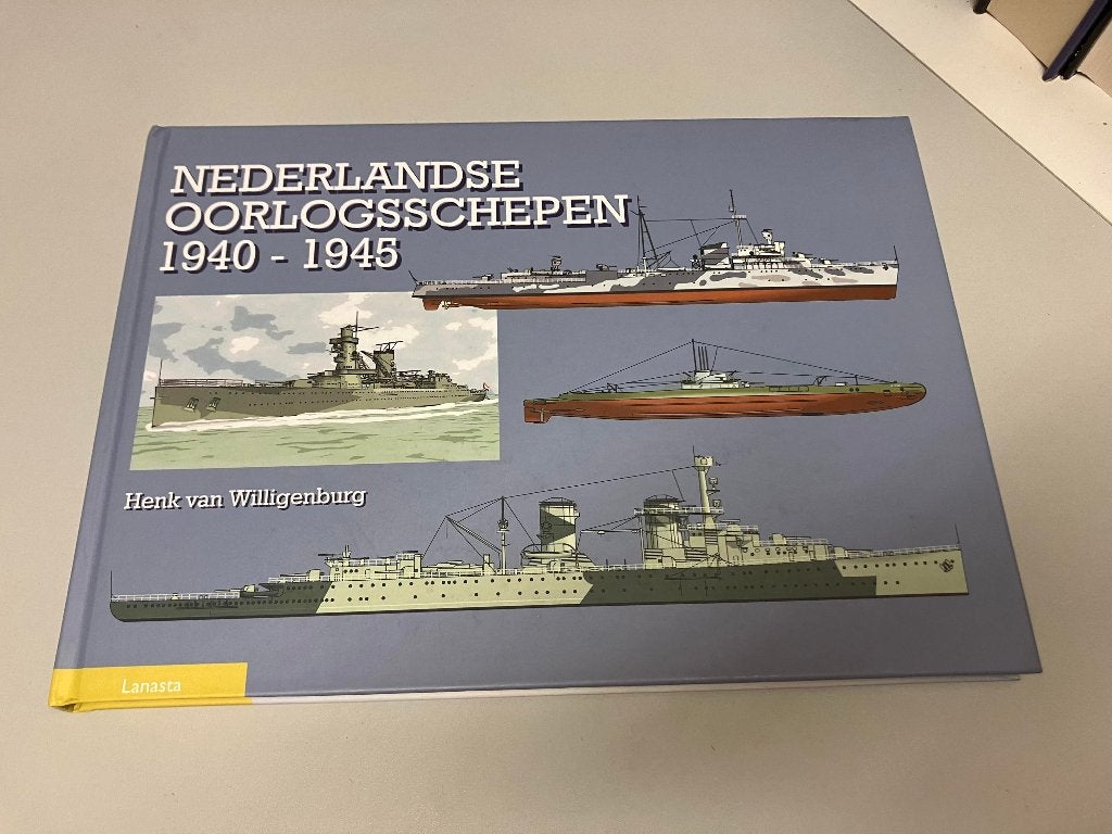 Nederlandse oorlogsschepen 1940 1945, Ophalen of Verzenden, Tweede Wereldoorlog, Gelezen, Marine