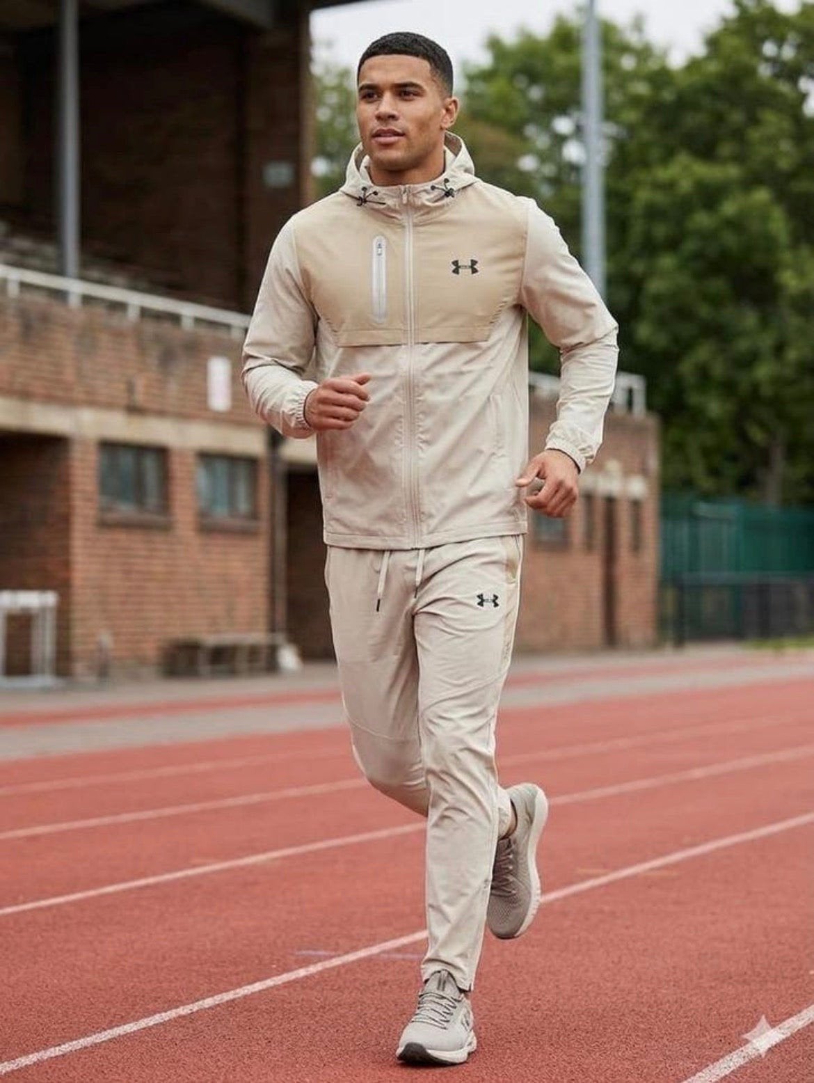 Under Armour On Cloud Parajumpers Acics trainingspakken, Kleding | Heren, Sportkleding, Zwart, Nieuw, Overige maten, Ophalen of Verzenden