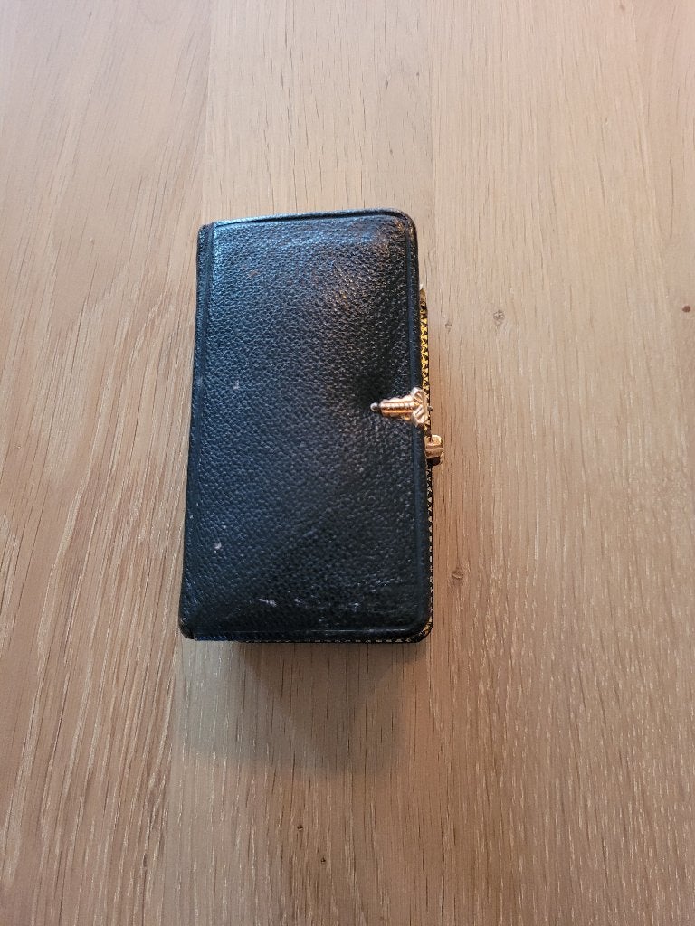Bijbel met geelgouden slot, Nederland ca. 1884, Ophalen of Verzenden