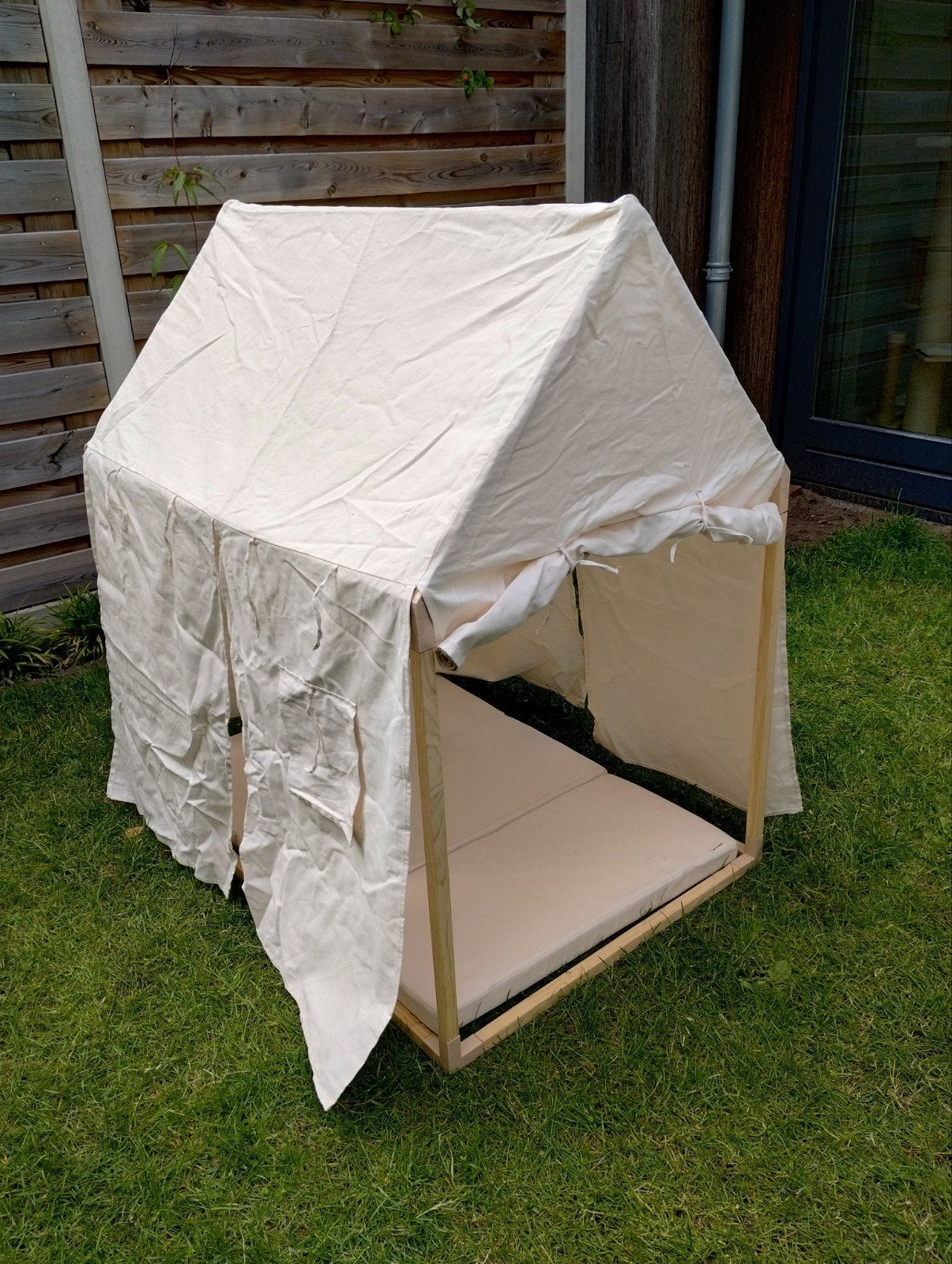 Kids concept speeltent en kussen, Ophalen