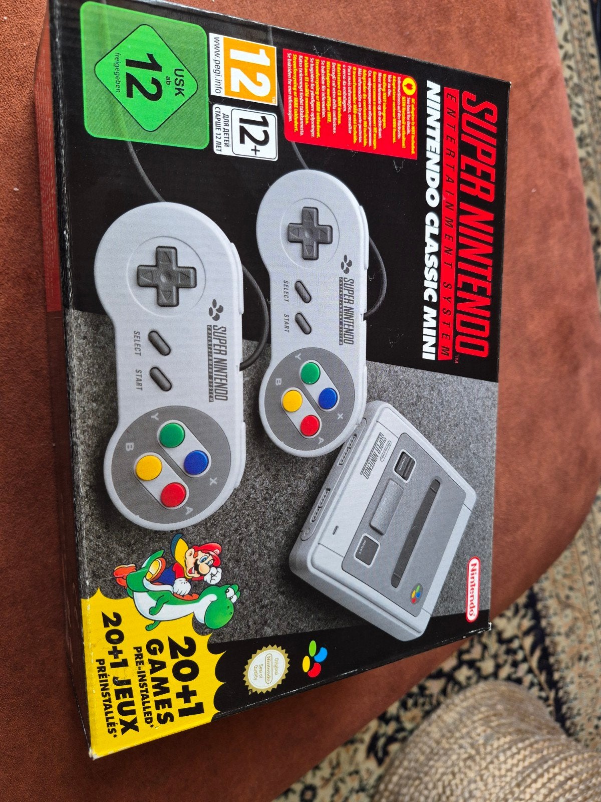 Super Nintendo Classic Mini + 21 games, Ophalen of Verzenden, Zo goed als nieuw, Met 2 controllers, Met games