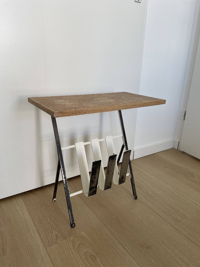 Tafeltje lectuurbak / tijdschriftenrekje, Ophalen, Gebruikt, Mid-century modern, Bijzettafel met lectuurbak