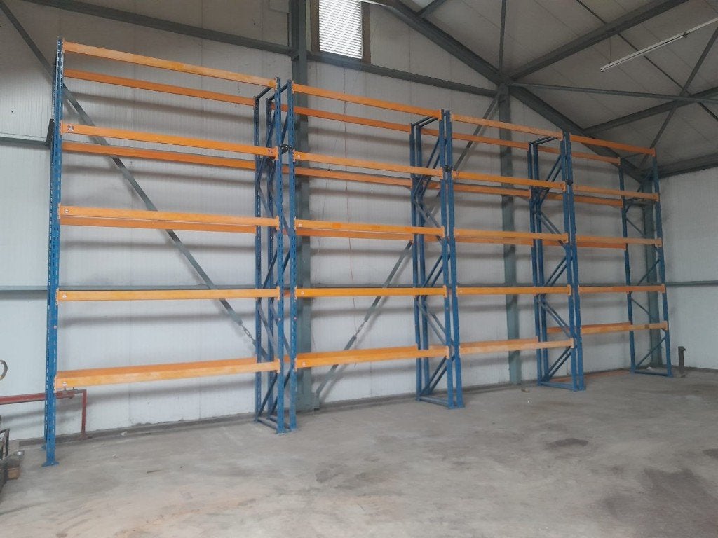 Palletstelling 5m hoog 10 staanders 46 liggers, Ophalen