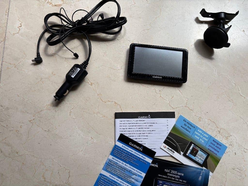 Autonavigatie  Garmin Nüvi 2595LM, Ophalen of Verzenden, Zo goed als nieuw