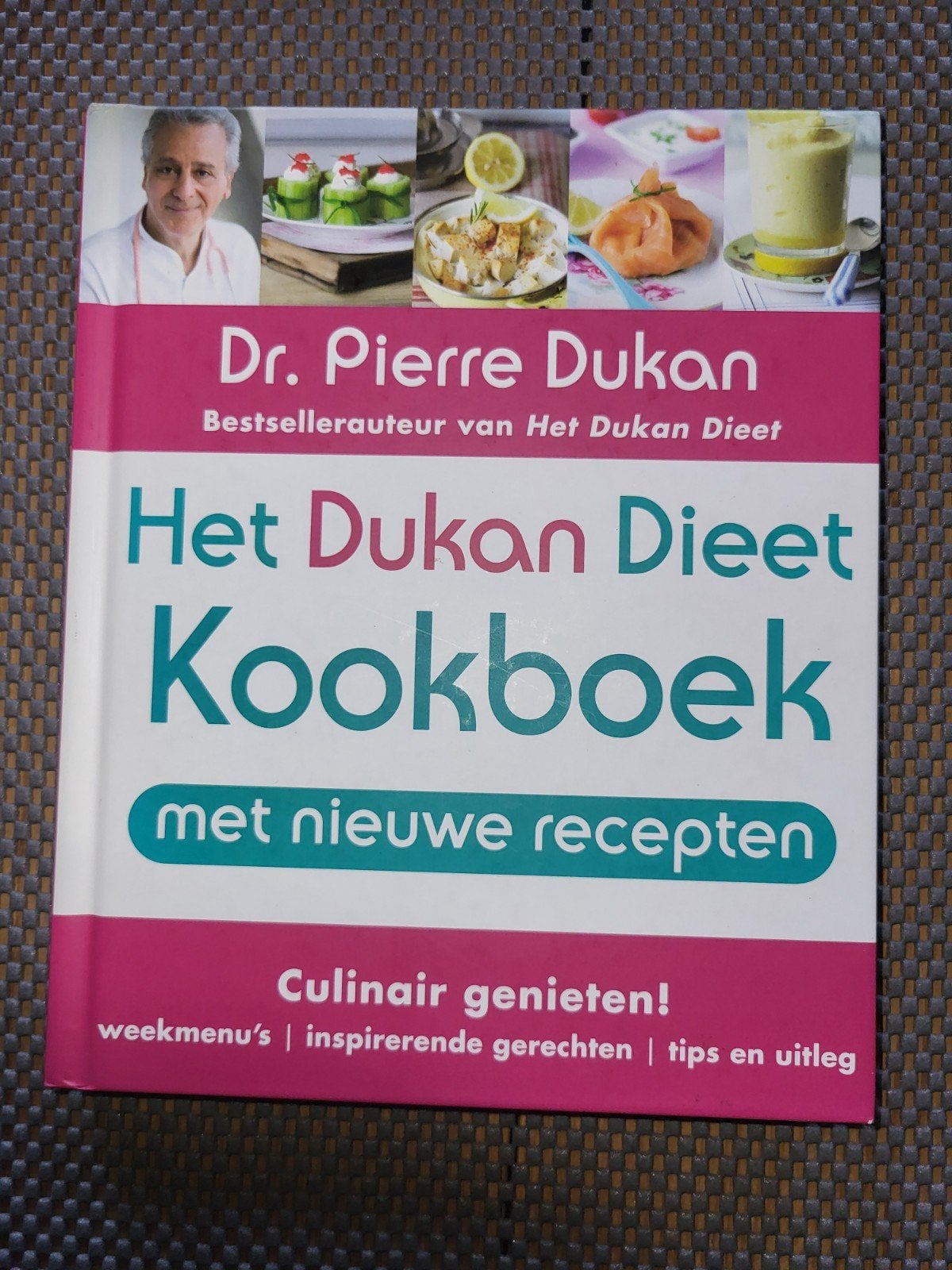 Het dukan dieet kookboek,  pierre dukan, Boeken, Ophalen of Verzenden, Zo goed als nieuw
