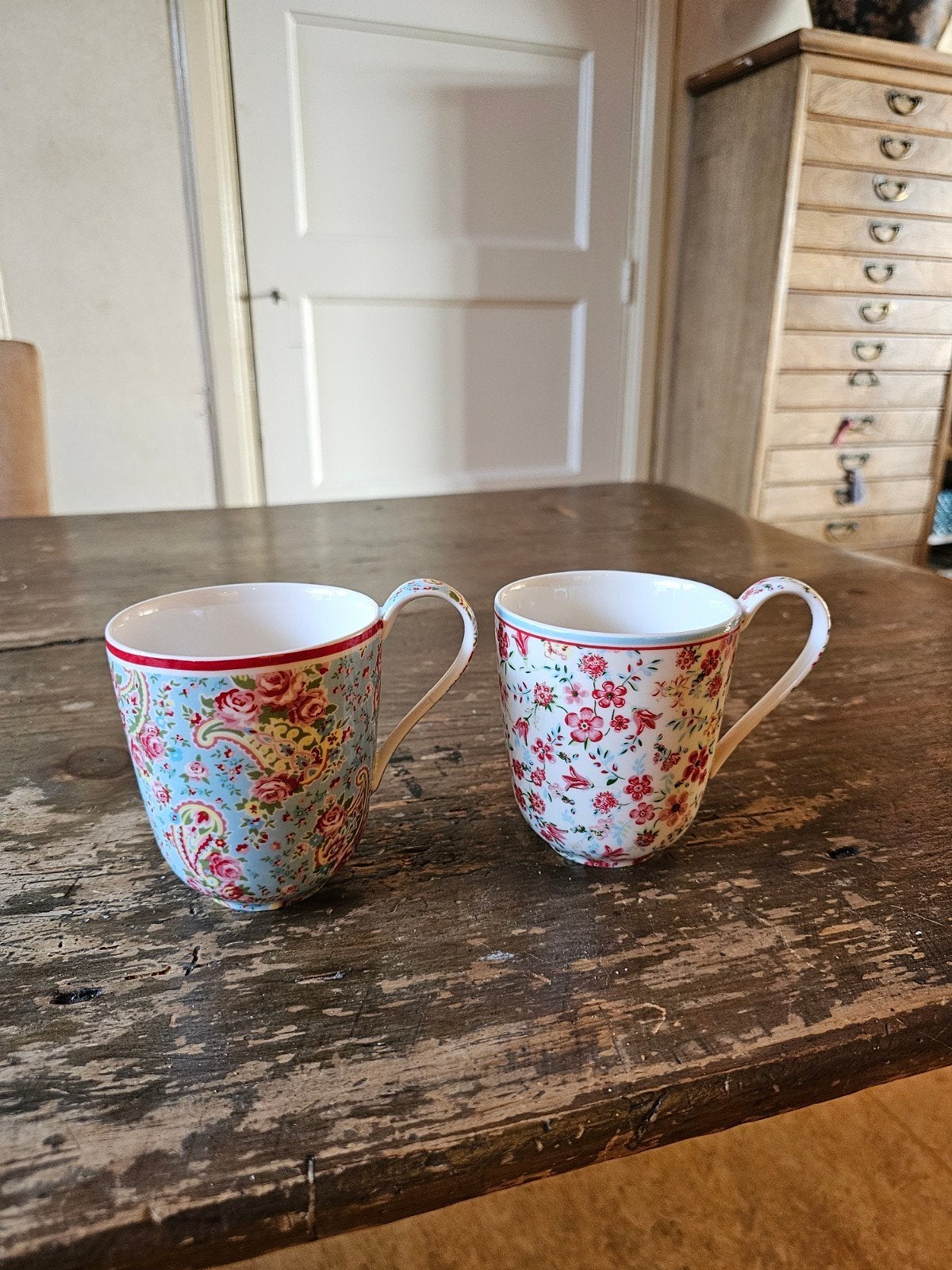 Gevraagd: Grote Greengate thee/koffiemokken 300cc, 10cm hoog, Huis en Inrichting, Ophalen of Verzenden