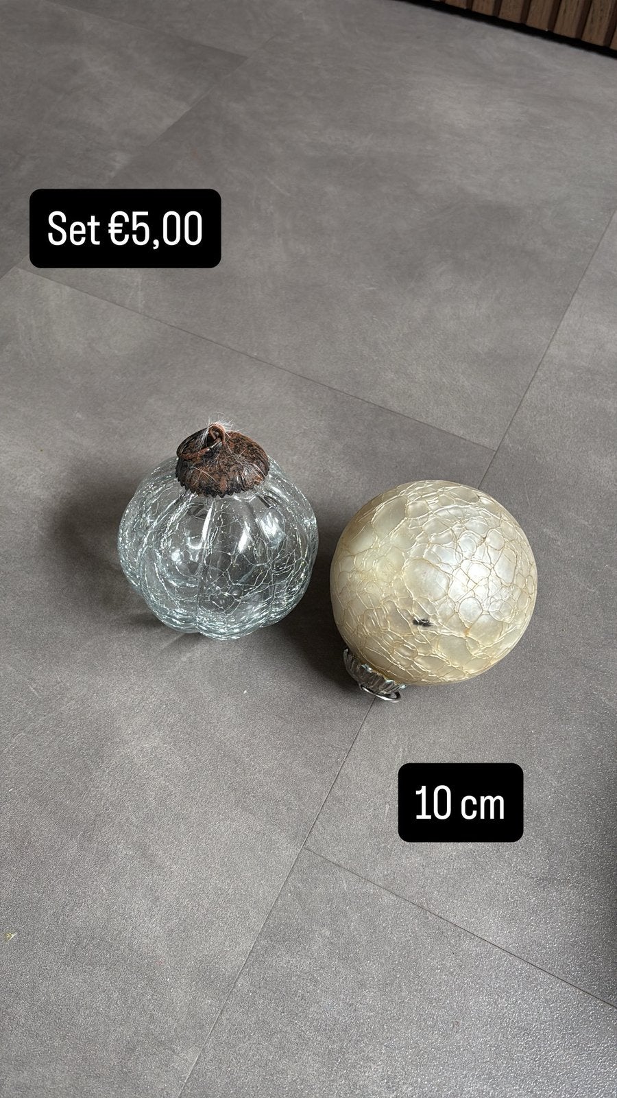 Set van 2 glazen kerstballen – craquelé effect, ., Ophalen of Verzenden, Zo goed als nieuw, .