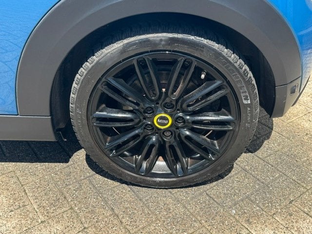 Mini Electric Yours *pano *carplay *navi *cruise *hifi *leer, Auto's, Mini, Gebruikt, Zwart, 33 kWh, Mini Electric