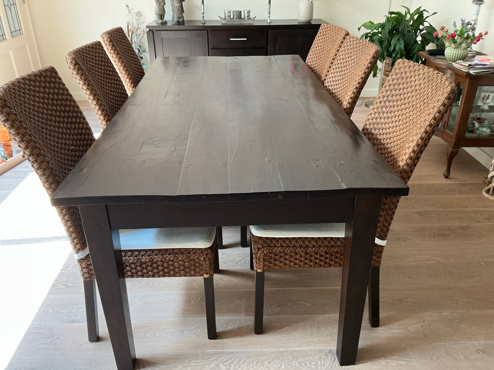 Zware koloniale eettafel, Huis en Inrichting, Ophalen, Gebruikt, 200 cm of meer, 50 tot 100 cm