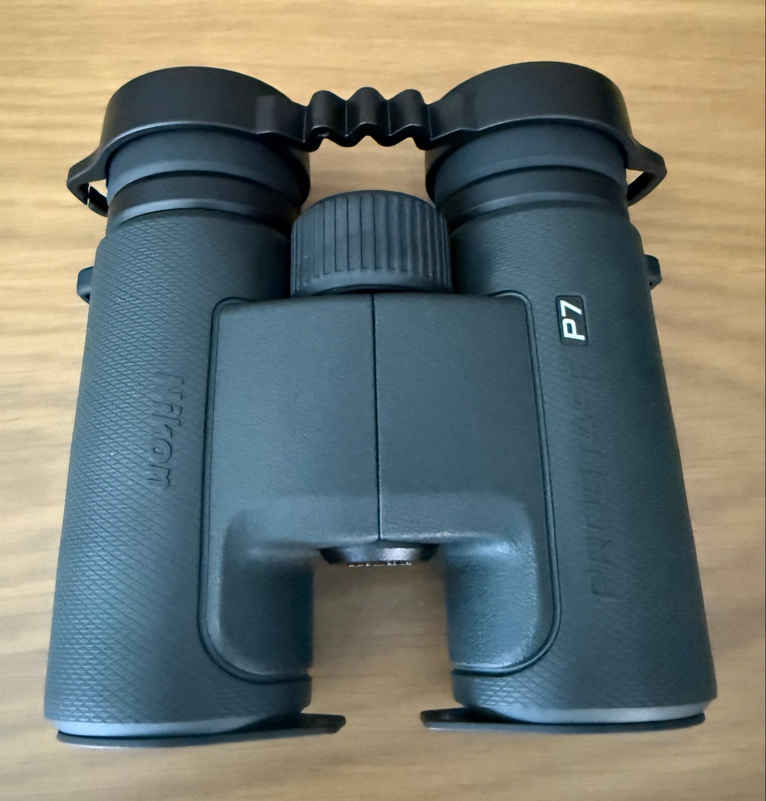 Nikon Prostaff P7 10x30 Verrekijker - Nieuw in doos, Ophalen of Verzenden, Nieuw