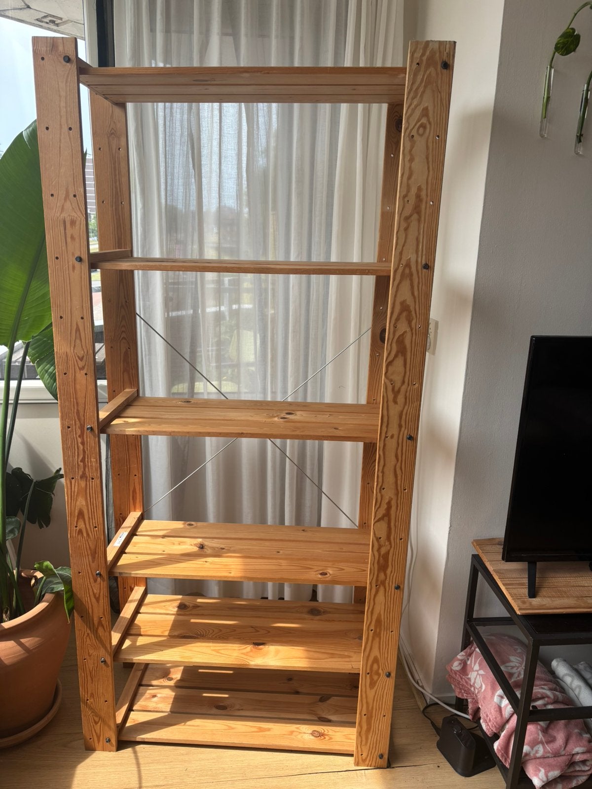 Houten Ikea stellingkast, Ophalen, Zo goed als nieuw
