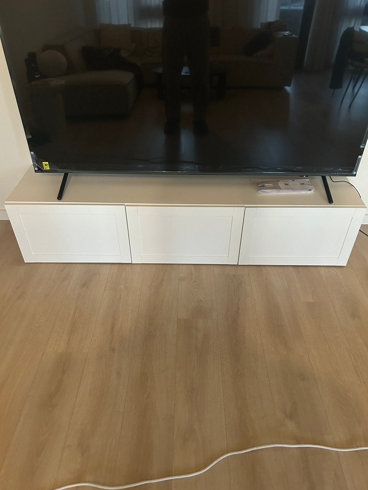 Ikea Besta TV Meubel - 180cm - Wit, Huis en Inrichting, Kasten | Televisiemeubels, Ophalen, 150 tot 200 cm, Zo goed als nieuw