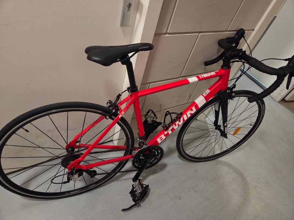 B'TWIN Triban 500 racefiets - Rood, maat M, Fietsen en Brommers, Ophalen of Verzenden