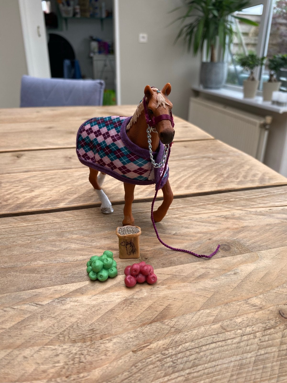 Schleich paard met deken en accessoires, Ophalen of Verzenden, Zo goed als nieuw, Jongen of Meisje