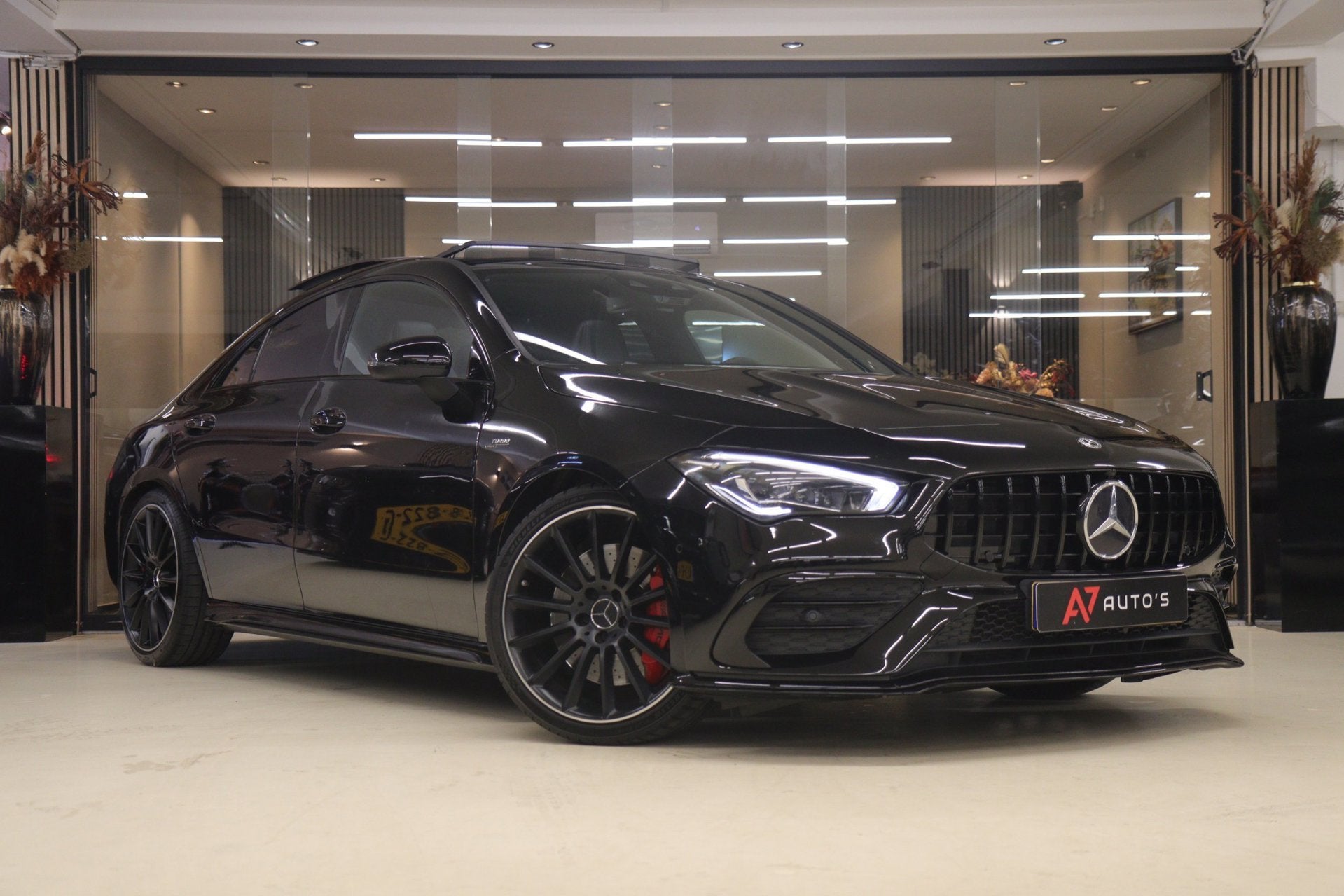 Mercedes-Benz CLA-klasse AMG 35 4MATIC PANO/CARPLAY/BUR/SFEE, Auto's, Automaat, CLA, 1490 kg, Euro 6