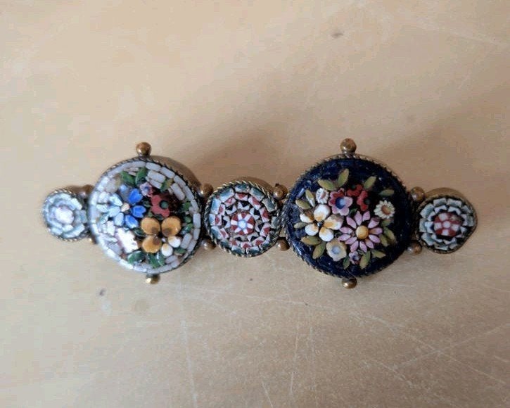 Vintage Micromosaic Broche met Bloemenmotief, Sieraden, Tassen en Uiterlijk, Broches, Brons, 4 tot 7 cm, Gebruikt, Overige kleuren