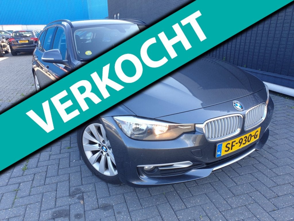 BMW 3-serie Touring 318d Upgrade Edition, Auto's, BMW, Zwart, 4 cilinders, Leder, Diesel