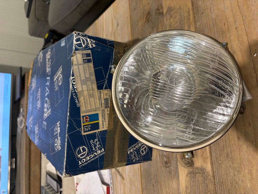 Koplamp Peugeot J9 Nieuw NOS, Auto-onderdelen, Verlichting, Ophalen of Verzenden, Nieuw, Peugeot