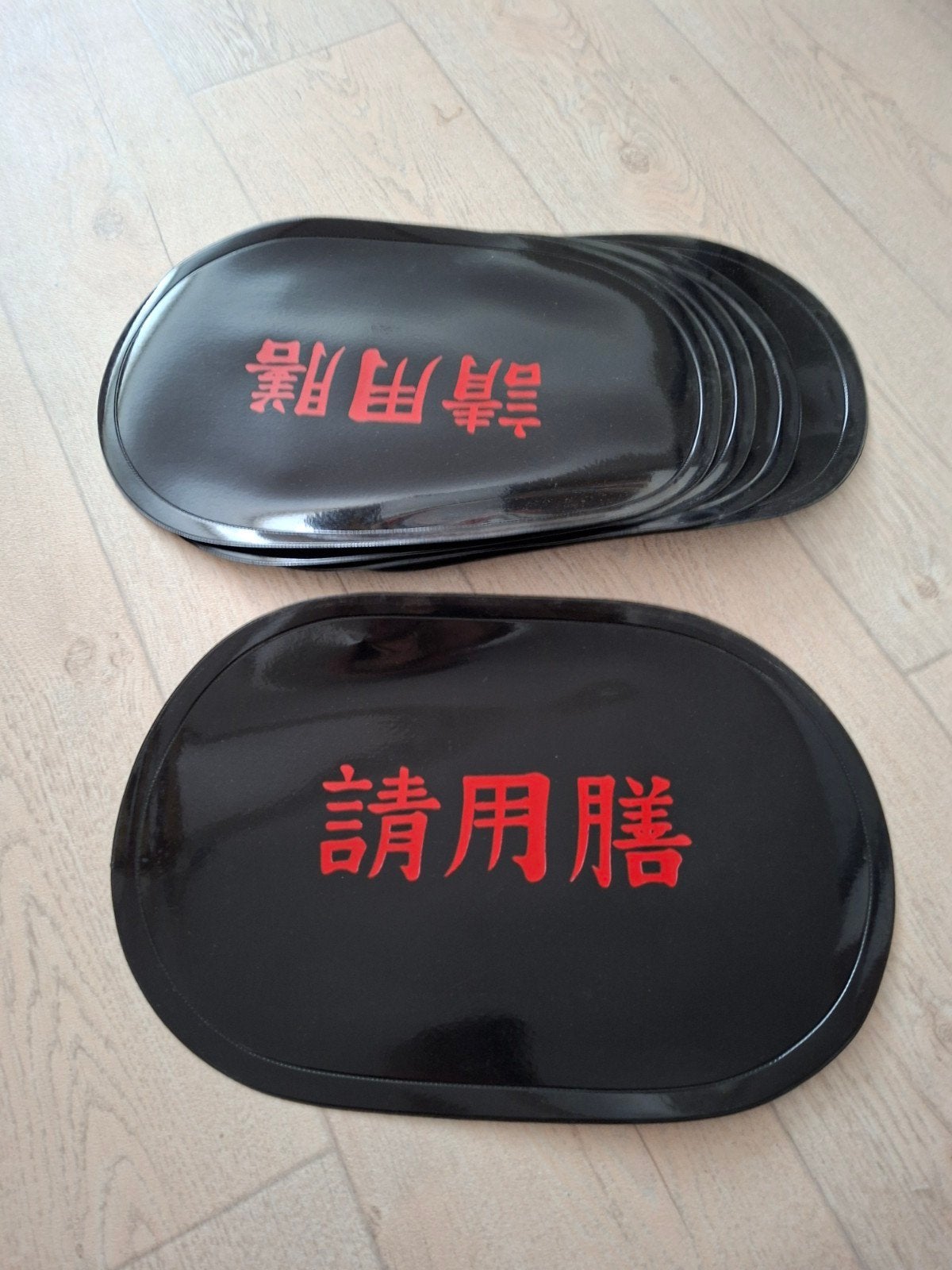 5 Nieuwe Placemats met Aziatisch Design, Overige typen, Ophalen of Verzenden, Nieuw, Zwart