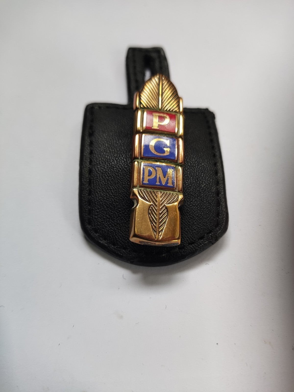Scherpschuttersspeld met drie verschillende wapens. Trots op, Ophalen of Verzenden, Landmacht, Nederland, Embleem of Badge
