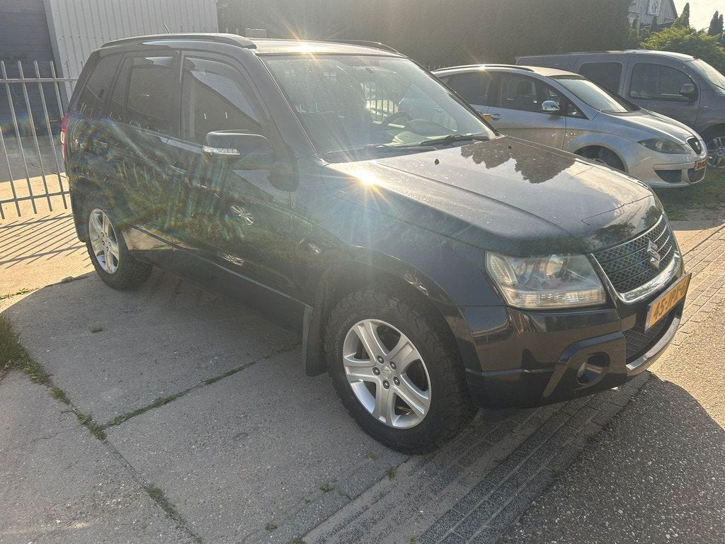Suzuki Grand Vitara 2.4 Exclusive, Auto's, Suzuki, Bedrijf, Te koop, Grand Vitara, 4x4, ABS, Airbags, Airconditioning, Automatische klimaatregeling