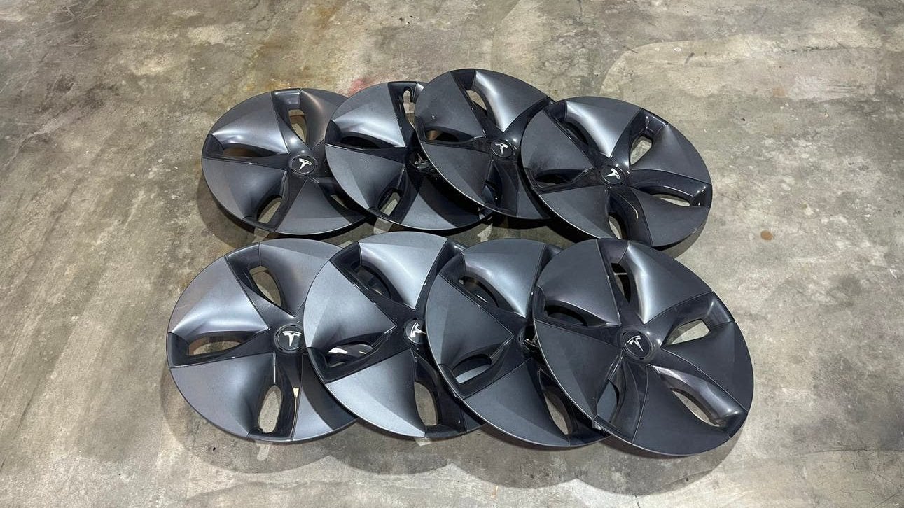 2 sets wieldoppen Tesla Model 3 18 inch, Ophalen, Gebruikt