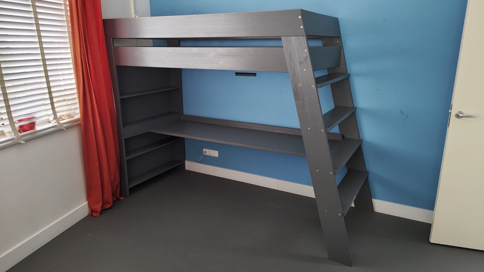 Karwei WOOOD Hoogslaper inclusief matras type Julien Bureau, Ophalen, Gebruikt, Eenpersoons, 160 tot 180 cm