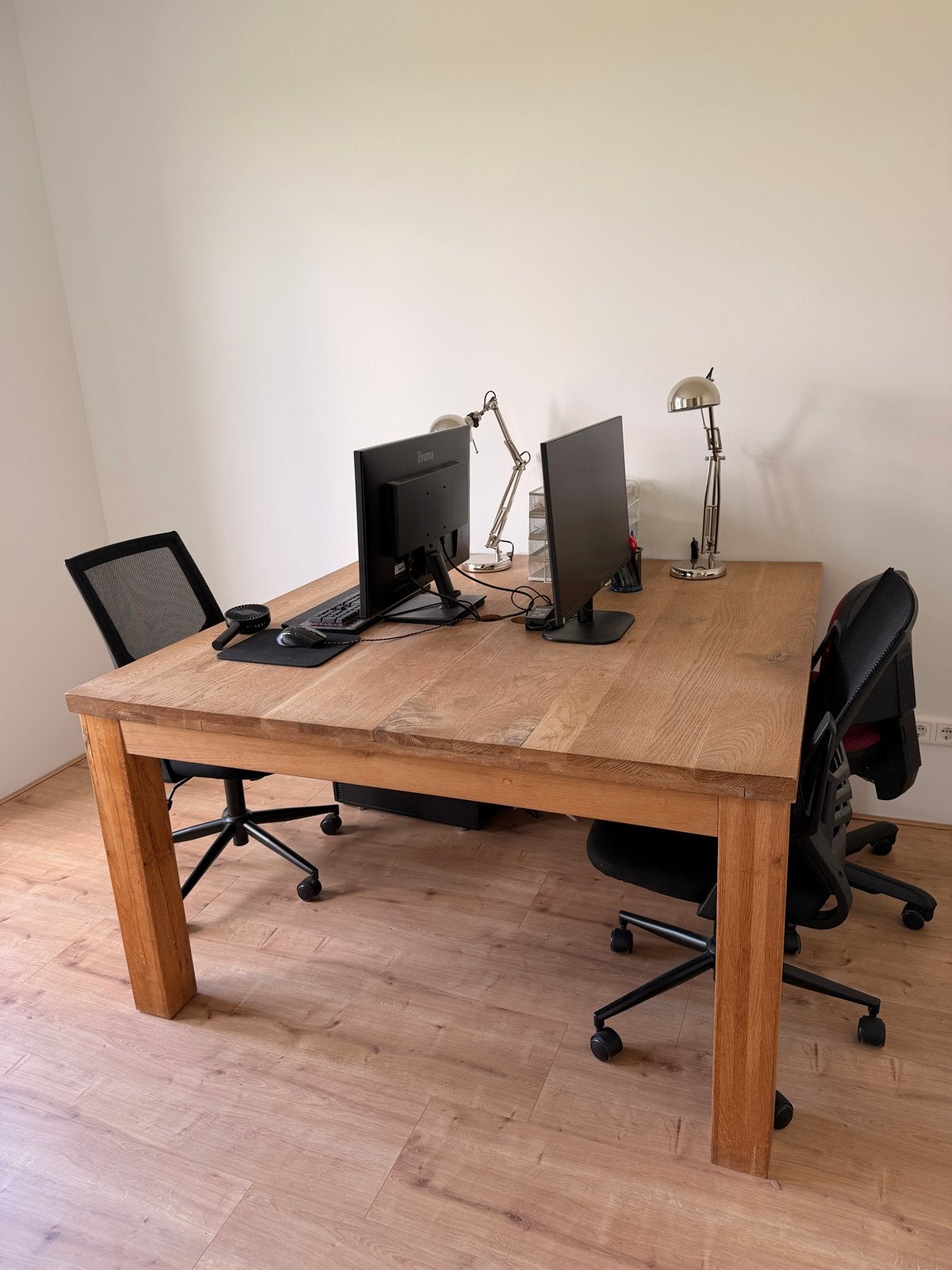 Houten tafel / bureau met kabeldoorvoer, Ophalen, Overige typen, Gebruikt, Hout