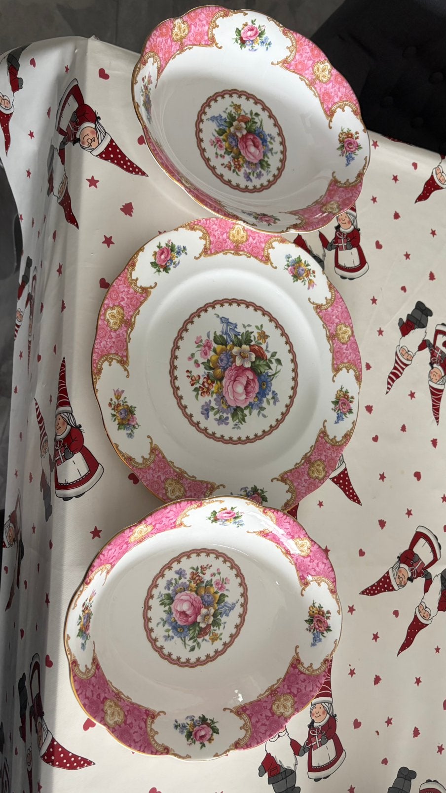 Royal albert, Ophalen of Verzenden, Zo goed als nieuw, Bord(en), Overige stijlen