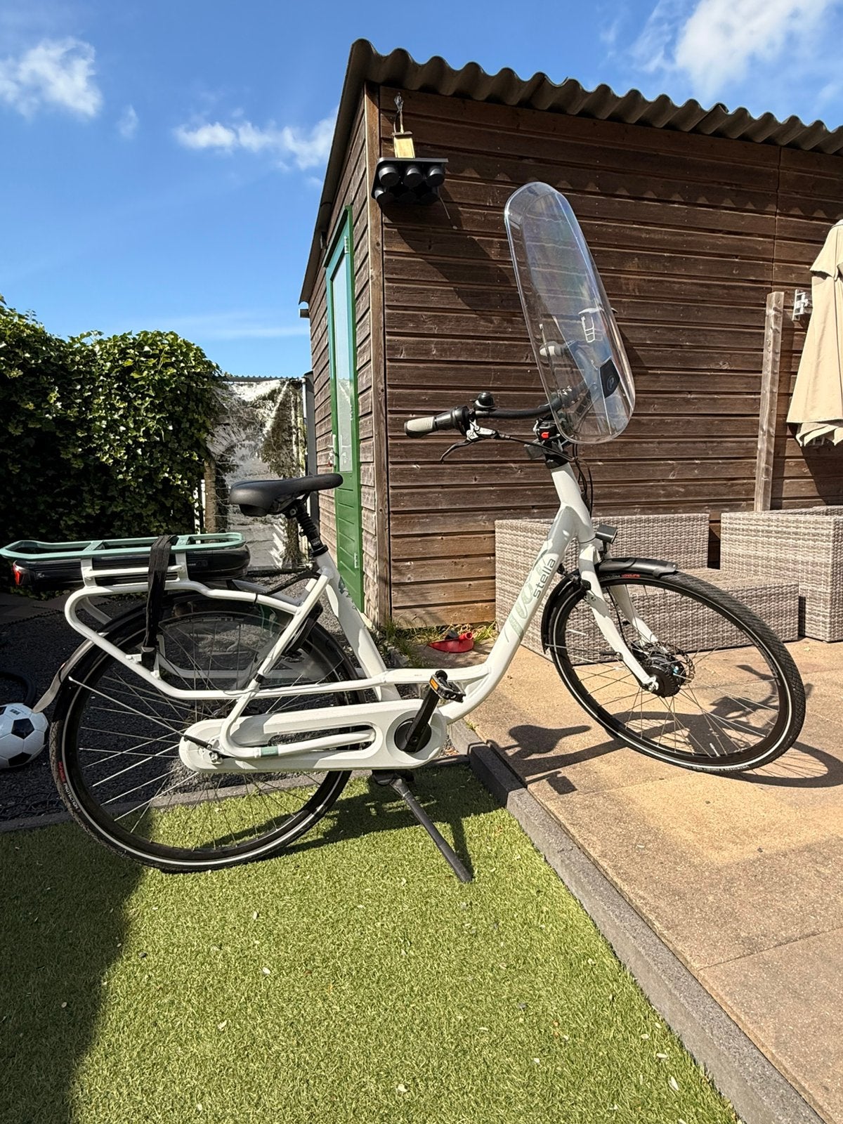 Stella E-bike te koop!, Fietsen en Brommers, Fietsen | Dames | Moederfietsen, Ophalen, 2 zitjes, Zo goed als nieuw, Overige merken