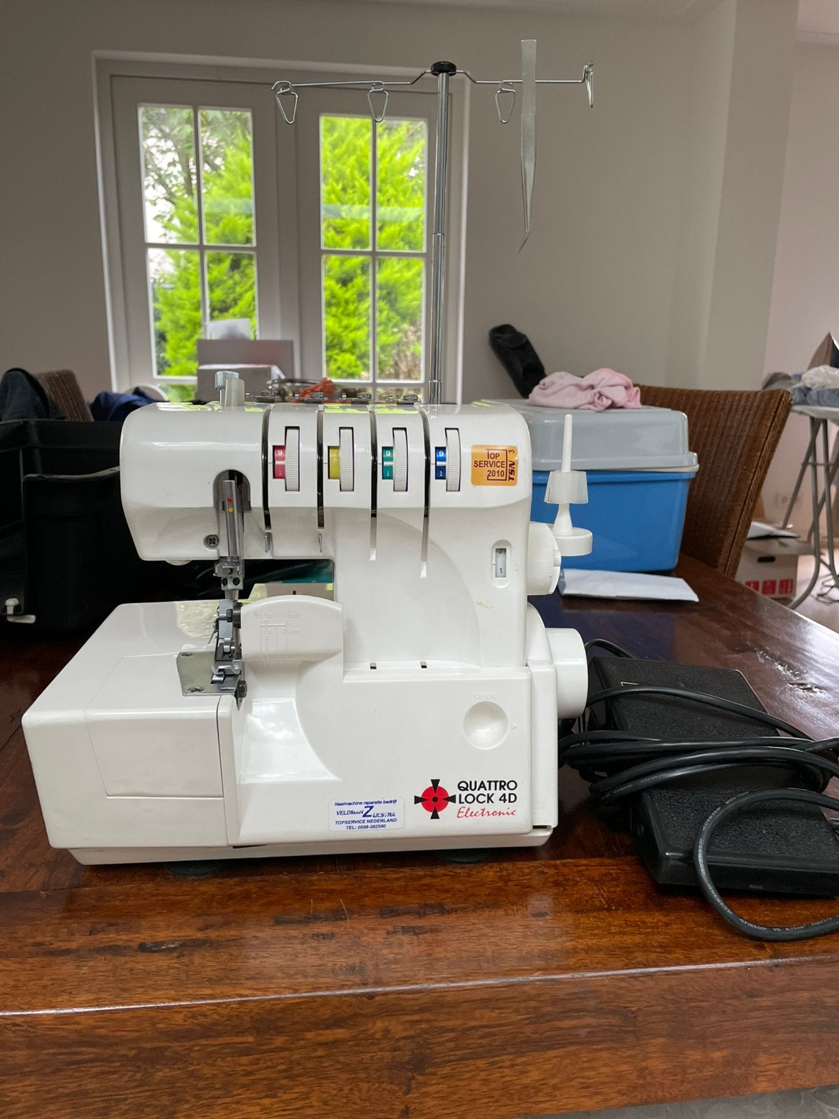 Lockmachine Quattro Lock 4D Electronic, Hobby en Vrije tijd, Ophalen, Zo goed als nieuw, Lockmachine, Overige merken
