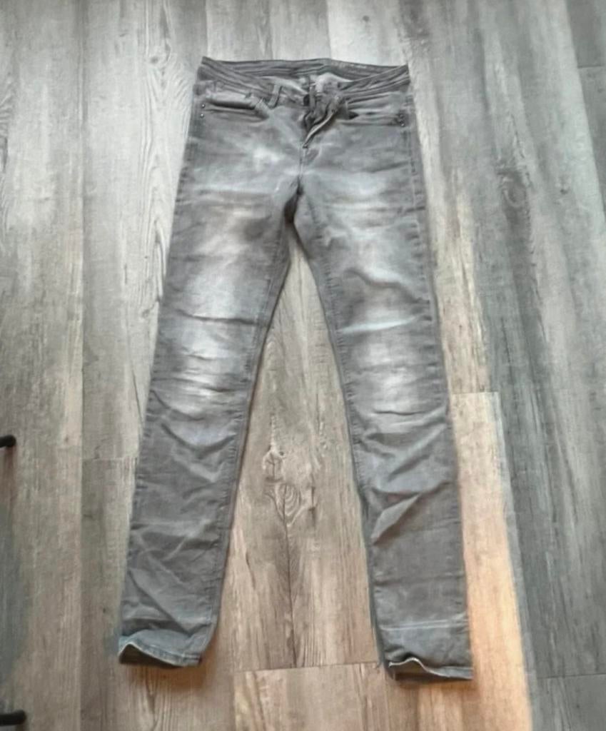 EDC by Esprit grijze stretch jeans maat 29, Kleding | Dames, Ophalen of Verzenden, Zo goed als nieuw, Grijs, W28 - W29 (confectie 36)