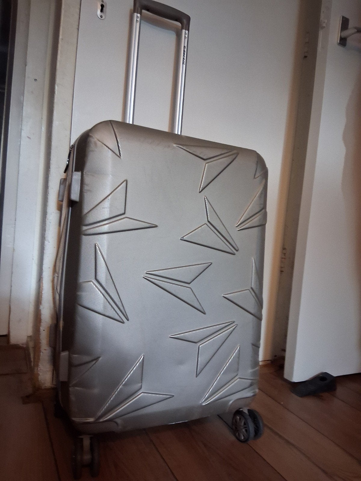 Te koop, Decent merk reiskoffer/Baggege, Ophalen