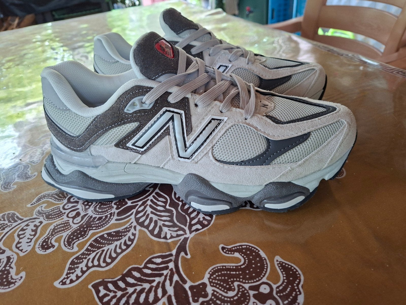 New Balance 9060 Sneakers 43, New Balance, Overige kleuren, Nieuw, Ophalen of Verzenden