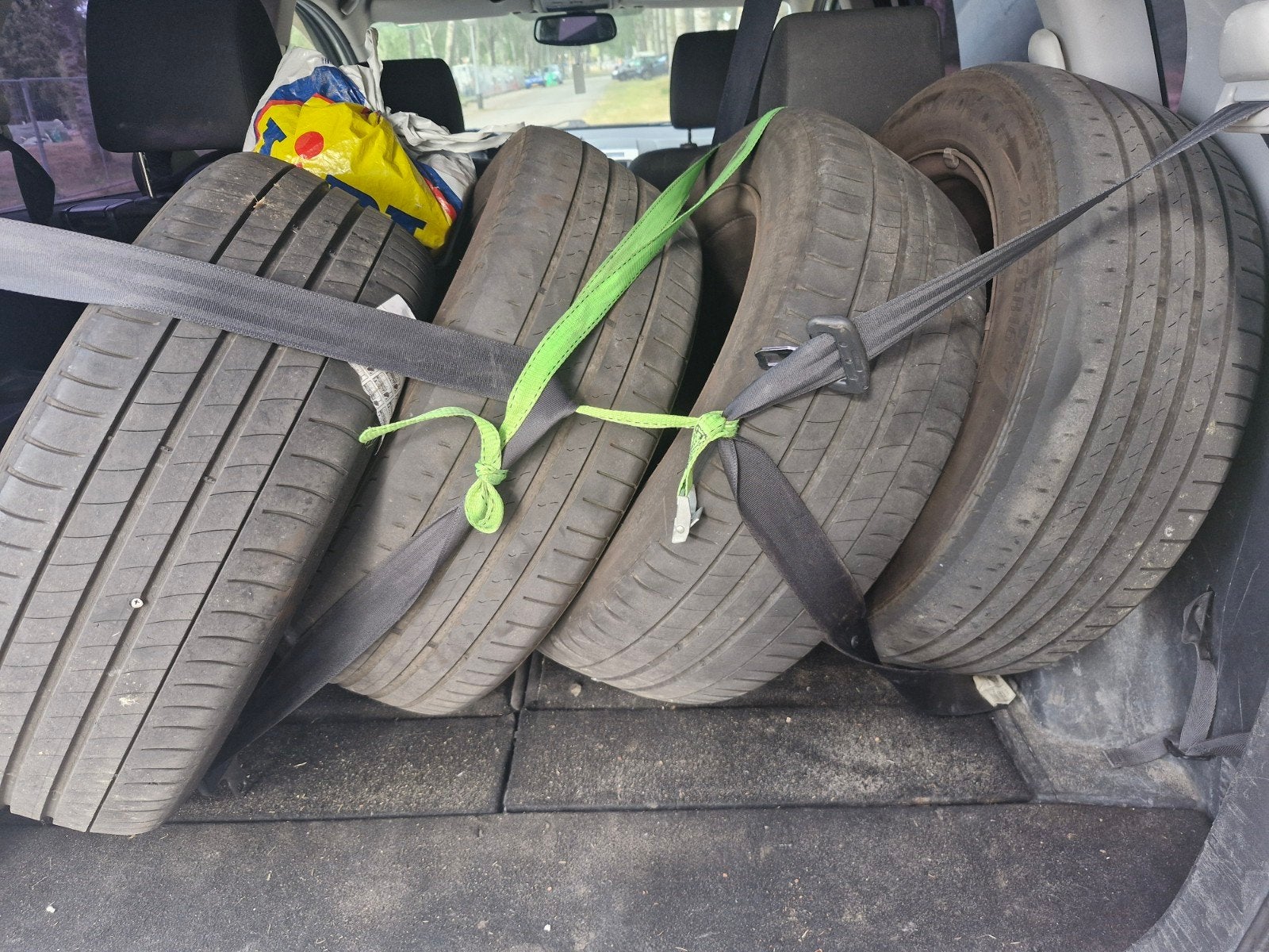 4 x Gebruikte Michelin zomerbanden 205/55R16, Ophalen, Gebruikt