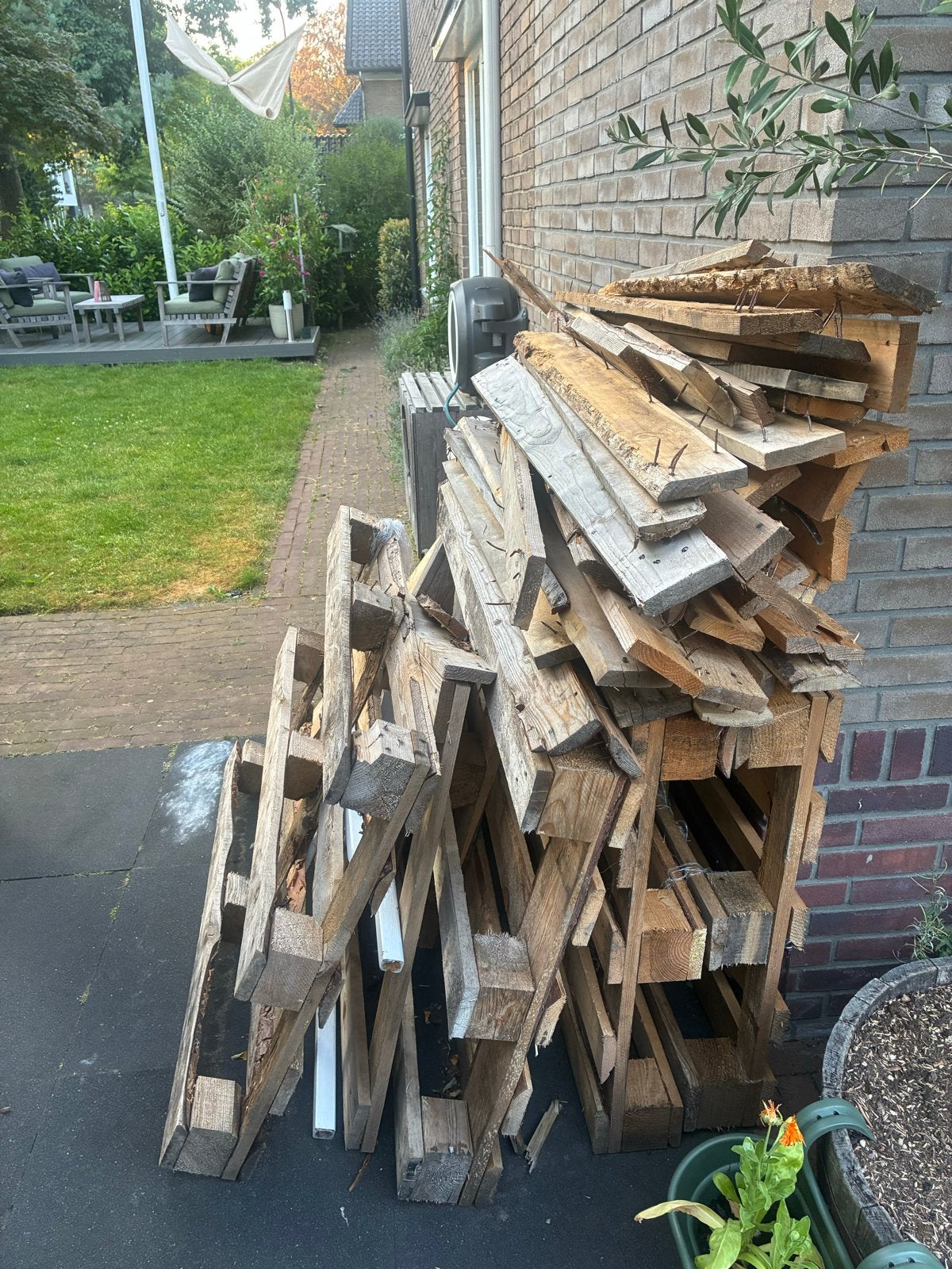 Diverse partij gebruikt hout en pallets, Ophalen, Gebruikt, 25 tot 50 mm, Balk