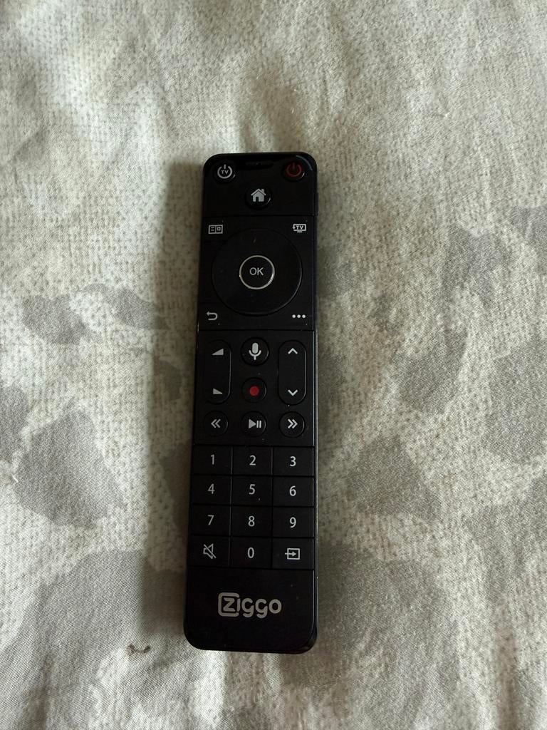 Afstandsbediening ziggo, Ophalen of Verzenden, Zo goed als nieuw, Universeel, Tv