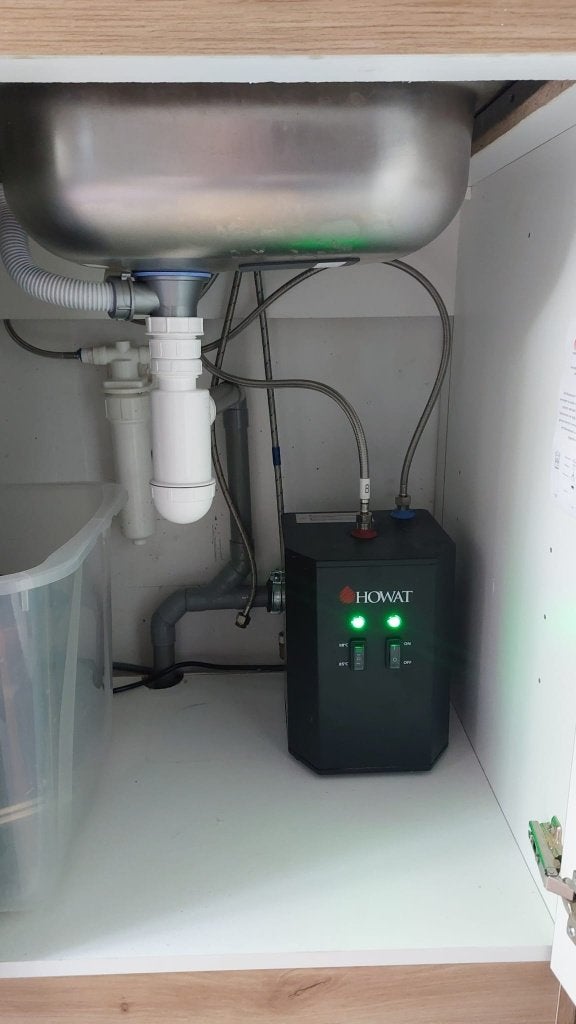 Howat 3 in 1 kokend water boiler met kraan, Ophalen, Zo goed als nieuw