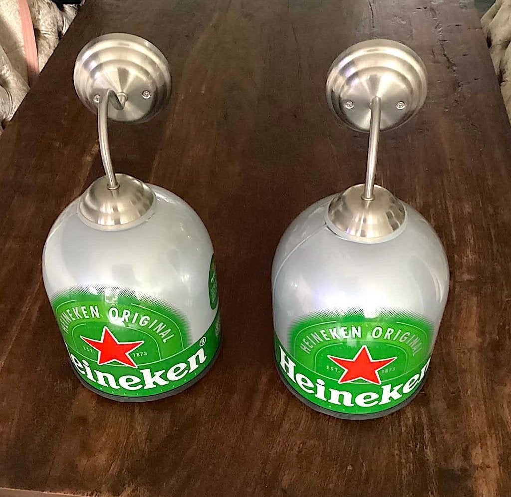 Te koop mancave 2 RVS Heineken cafe wandlampen met LED, Grijs, E14 (klein), Ophalen of Verzenden, Zo goed als nieuw