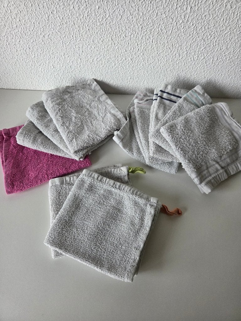 11 spuugdoekjes, diverse kleuren, Ophalen, Gebruikt