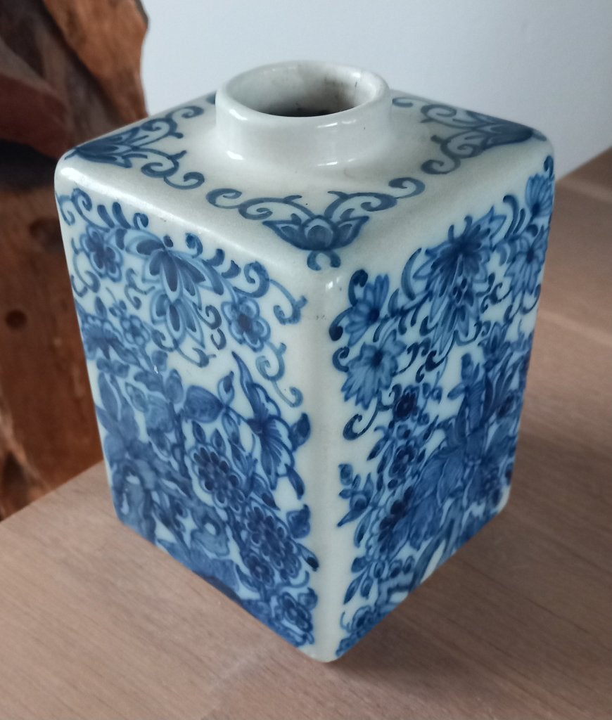 Antieke Makkum theebus, Ophalen of Verzenden