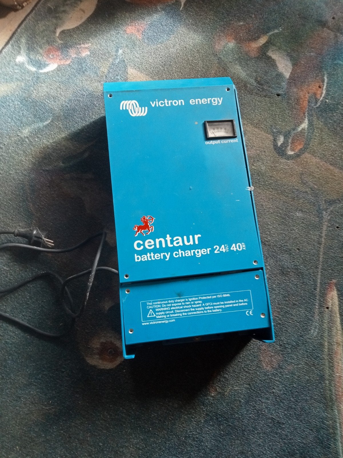 victron acculader 24v 40amp DEFECT, Ophalen of Verzenden, Gebruikt